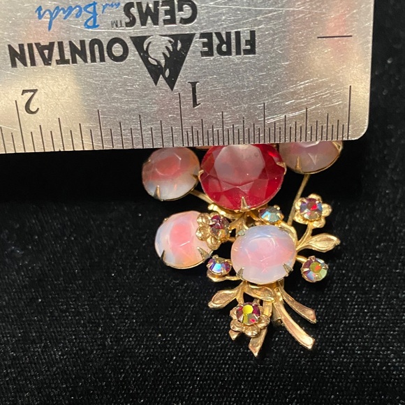 Vintage Gold and Red Floral Brooch - Picture 3 of 9